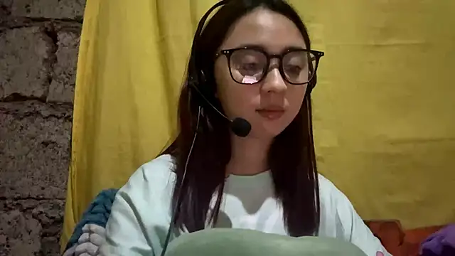 LenoraLacassagne online show from 03.22.26