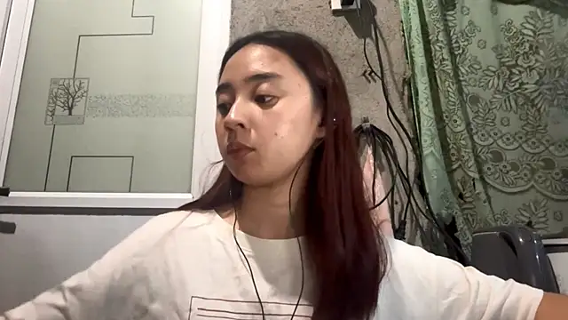 LenoraLacassagne online show from 03.26.26