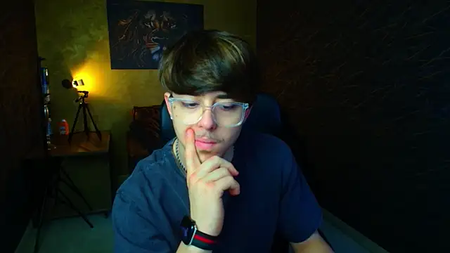 BodhiHayes online show from 04.07.26