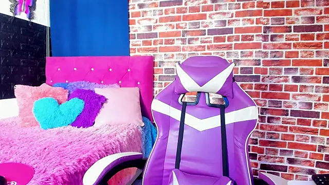 SofiiaCutee online show from 04.08.26