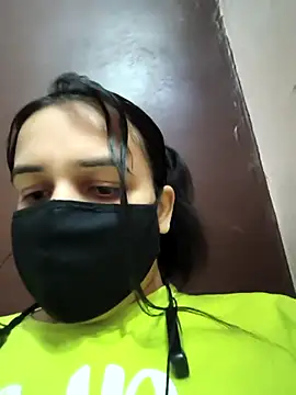 REENA-STRIP online show from 05.08.26