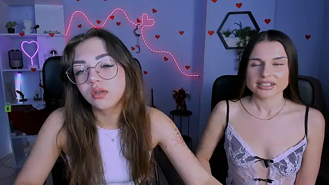 sara musee online show from 04.20.26