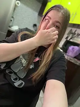 milana millka online show from 04.10.26