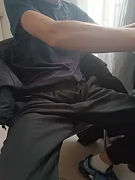 Skinboy06 online show from 04.17.26