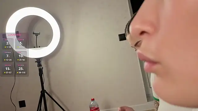 momento marie online show from 05.14.26