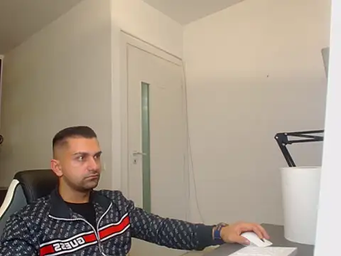 BryceReign online show from 04.11.26