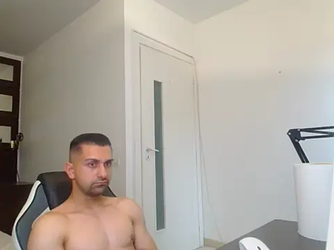 BryceReign online show from 04.11.26