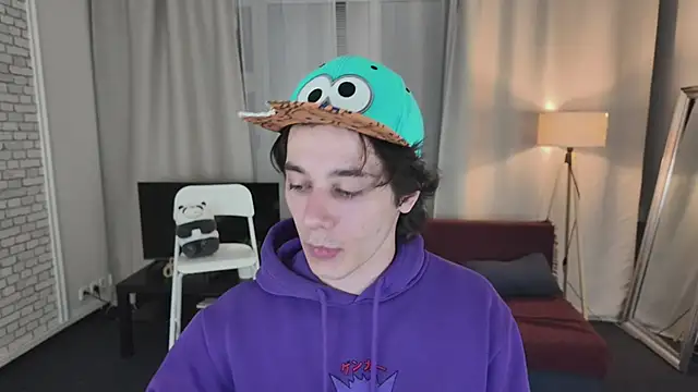 KevinStrike online show from 04.15.26