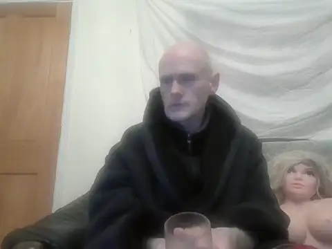 Useless Wanker online show from 03.28.26