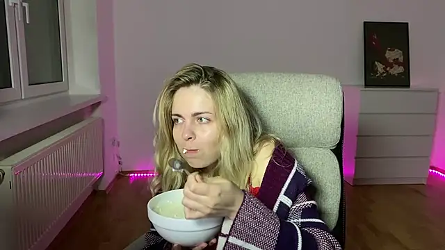 EvaKraz online show from 04.11.26