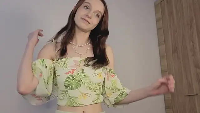 Snapshot of JoselynNeave chatting on 03.28.26 JoselynNeave online show from 03.28.26