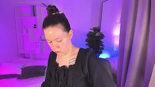 Vanessa ama online show from 04.06.26