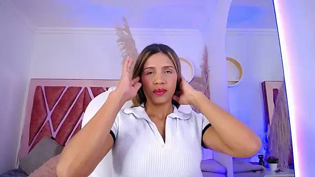 Elizabeth Evans1 online show from 03.25.26