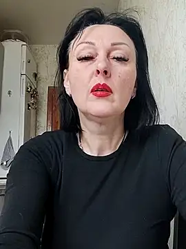 Snapshot of HelgaDennis chatting on 03.25.26 HelgaDennis online show from 03.25.26