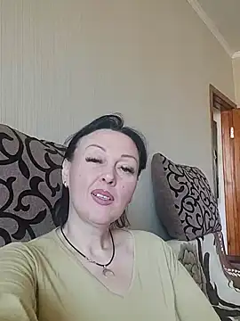 Snapshot of HelgaDennis chatting on 03.27.26 HelgaDennis online show from 03.27.26