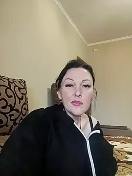 Snapshot of HelgaDennis chatting on 03.31.26 HelgaDennis online show from 03.31.26