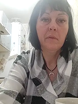 Snapshot of HelgaDennis chatting on 04.02.26 HelgaDennis online show from 04.02.26