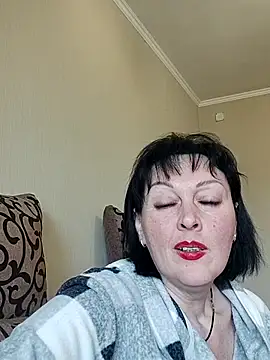 Snapshot of HelgaDennis chatting on 04.05.26 HelgaDennis online show from 04.05.26