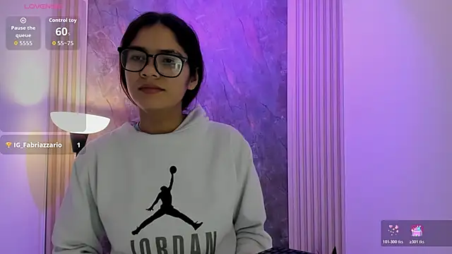 alina sauvage online show from 04.11.26