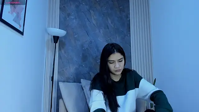 alina sauvage online show from 04.14.26