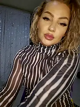 AngelGlowx online show from 04.17.26