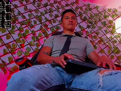 Dominus Alpha online show from 04.10.26