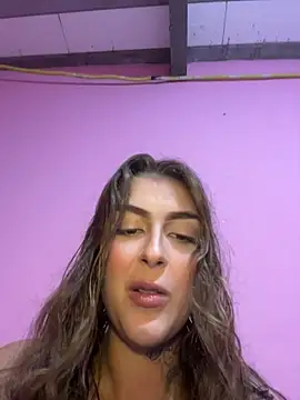 Snapshot of miiabellovic chatting on 05.01.26 miiabellovic online show from 05.01.26