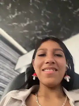 Anitta  LS online show from 04.14.26