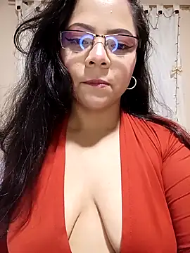 ROUSSE SINCLAIR online show from 04.15.26