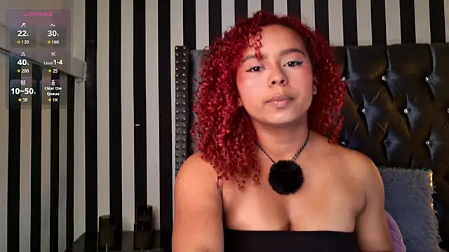 lara curly online show from 04.03.26