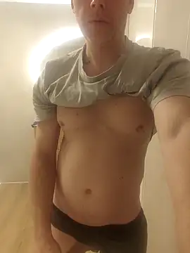 Essie deLona online show from 03.21.26