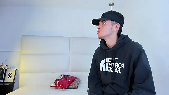 your d0ll1 online show from 04.01.26