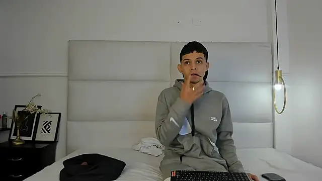 your d0ll1 online show from 04.03.26