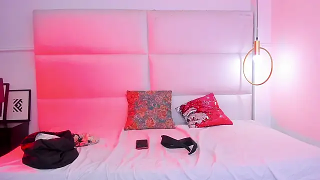 your d0ll1 online show from 04.14.26