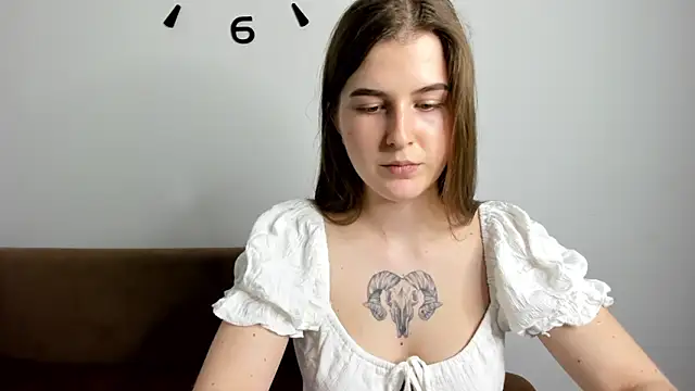 OhMyAlice online show from 04.04.26