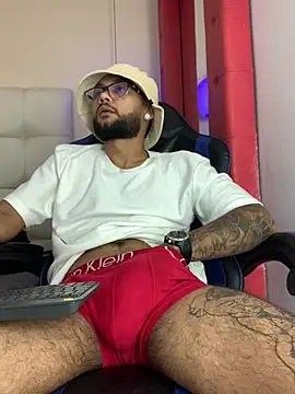 KyleJoss30 online show from 04.06.26