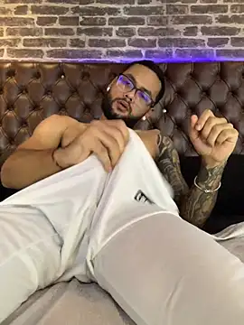 KyleJoss30 online show from 04.15.26