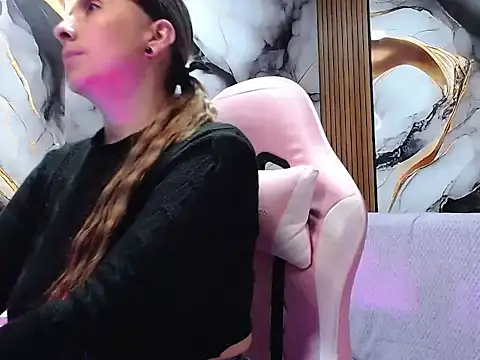 HELLEN MARK online show from 04.06.26