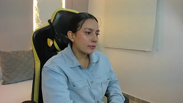 kira relish online show from 04.04.26