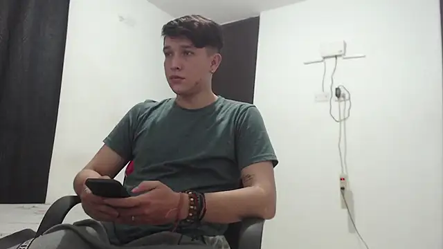 Lucifeeeer 666 online show from 04.23.26