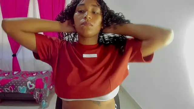 tara thonson online show from 04.15.26