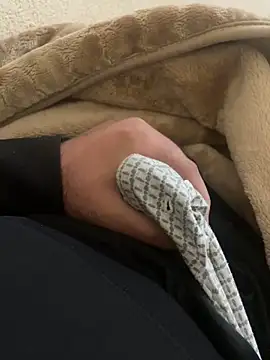 yassineamri online show from 04.14.26