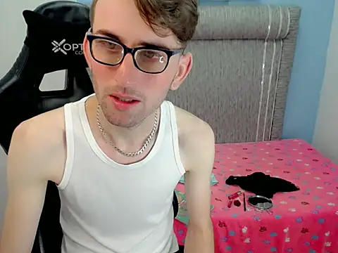 Snapshot of Dani_high chatting on 04.05.26 Dani high online show from 04.05.26