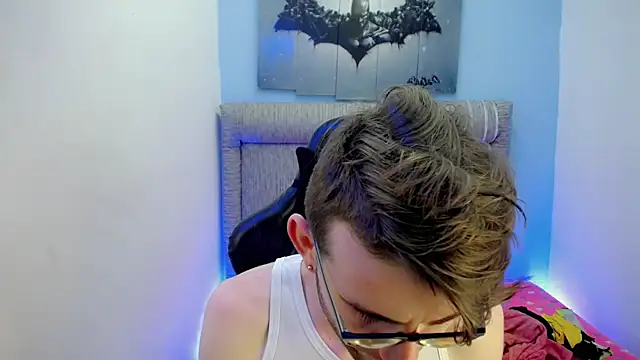 Snapshot of Dani_high chatting on 04.15.26 Dani high online show from 04.15.26