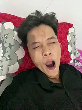 Nguyencuong1999 online show from 04.12.26