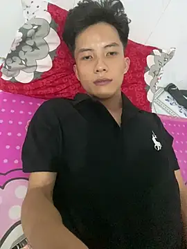 Nguyencuong1999 online show from 04.12.26