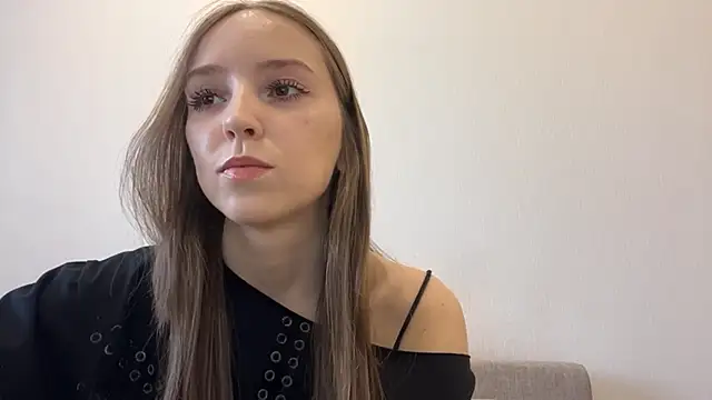 Snapshot of TanjaBrounson chatting on 03.30.26 TanjaBrounson online show from 03.30.26