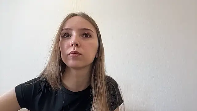 Snapshot of TanjaBrounson chatting on 04.09.26 TanjaBrounson online show from 04.09.26