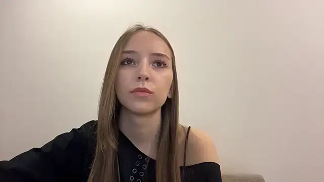 Snapshot of TanjaBrounson chatting on 04.16.26 TanjaBrounson online show from 04.16.26