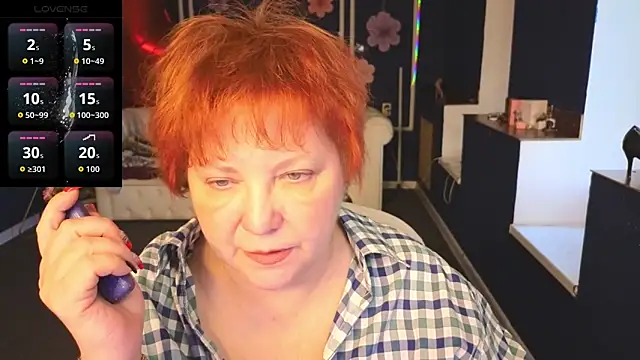 Kira Kingsley online show from 04.17.26